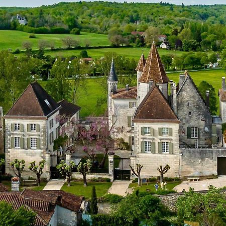 Chateau Des Senechaux, Bourdeilles Bagian luar foto
