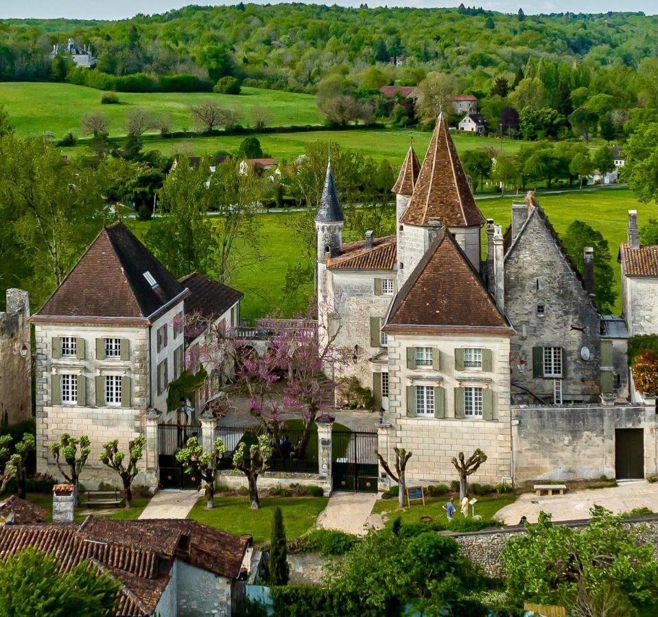 Chateau Des Senechaux, Bourdeilles Bagian luar foto
